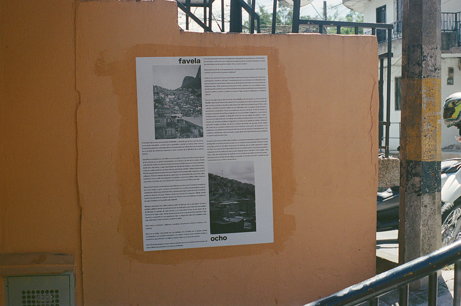 afiche 01 · en el lugar