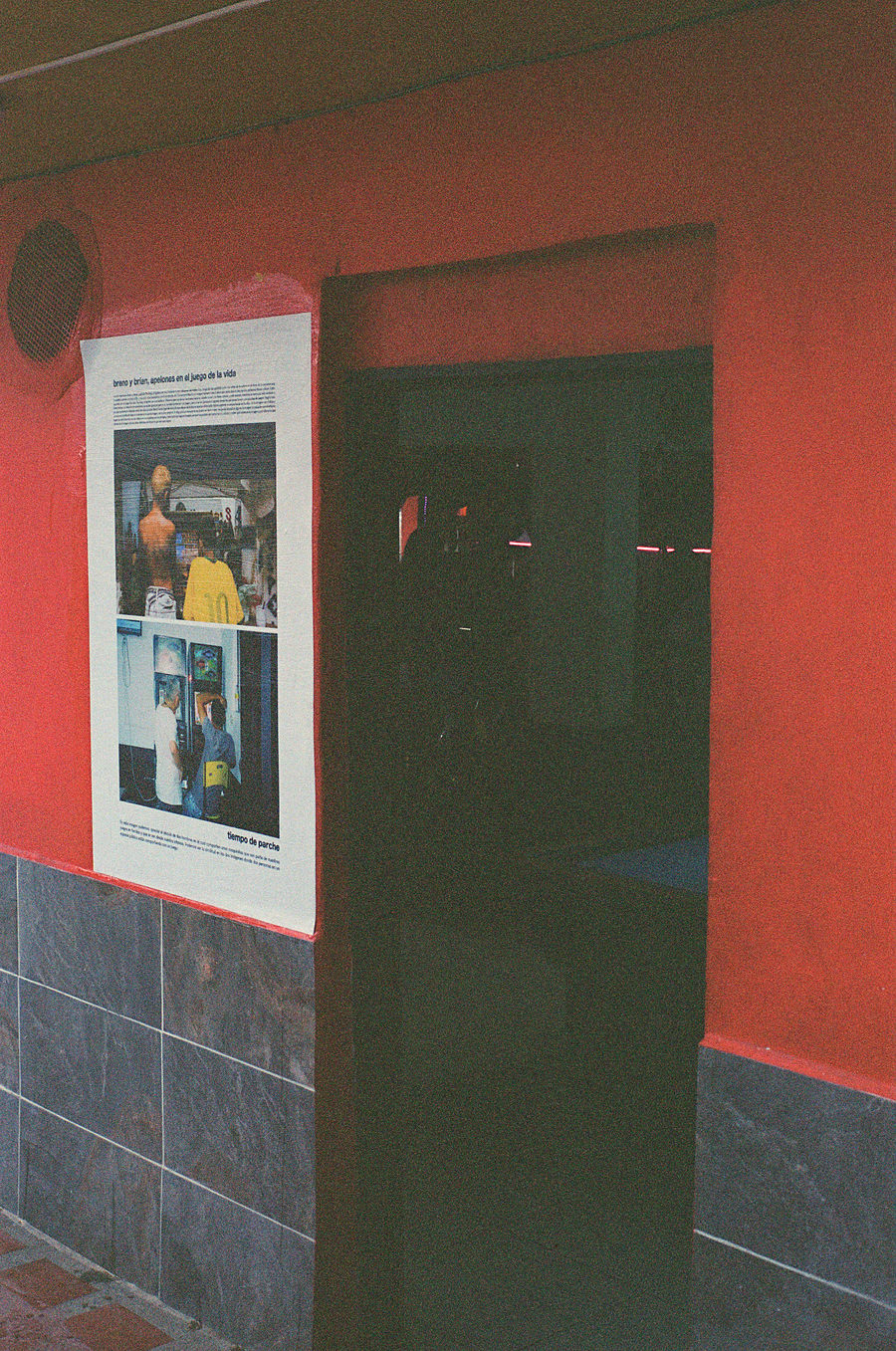 afiche 02 · en el lugar