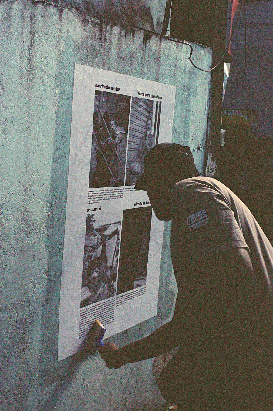 afiche 09 · en el lugar
