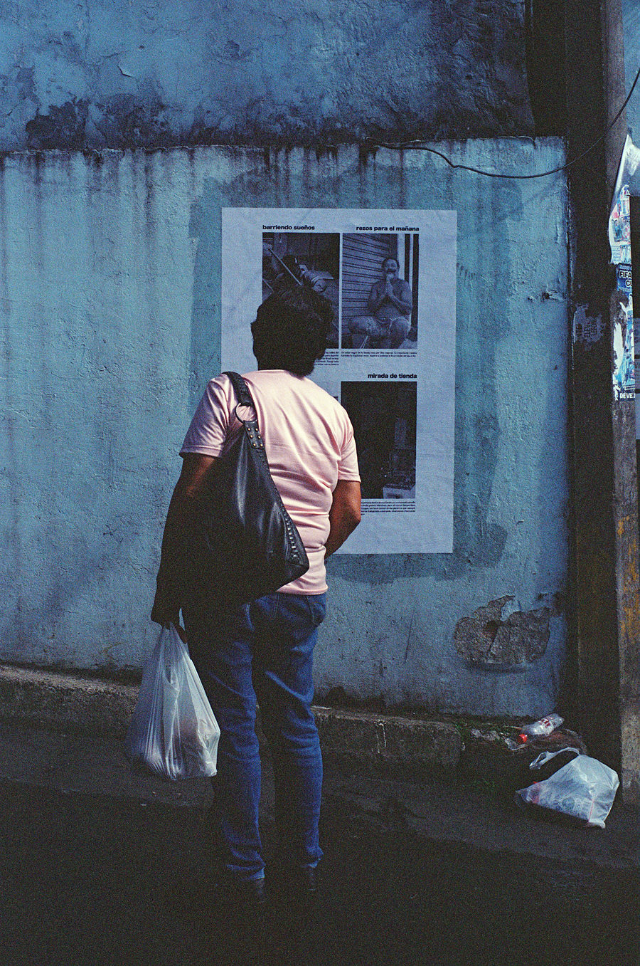 afiche 09 · en el lugar